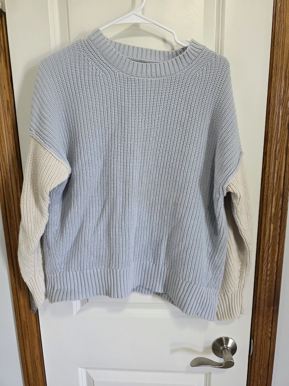 American Eagle Outfitters Pale Blue Crewneck Sweater with Cream Sleeves